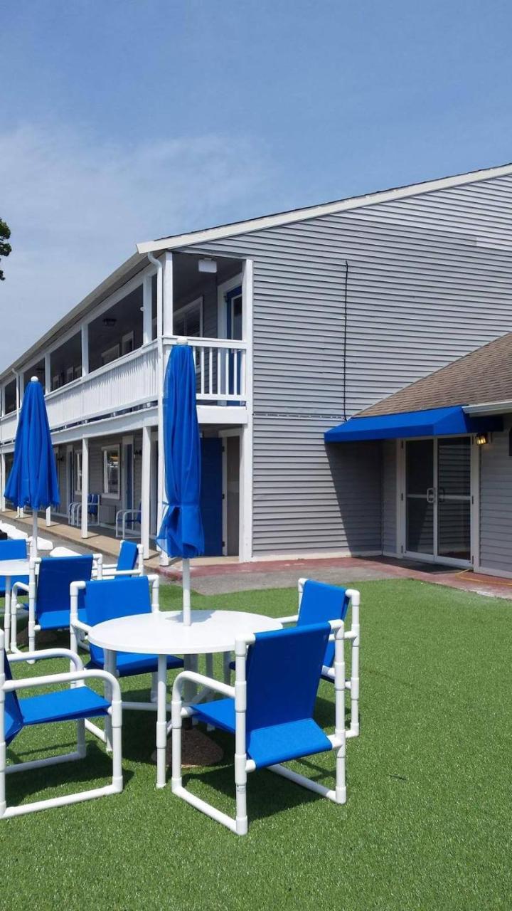 Town N Country Family Resort Уест Ярмут Екстериор снимка