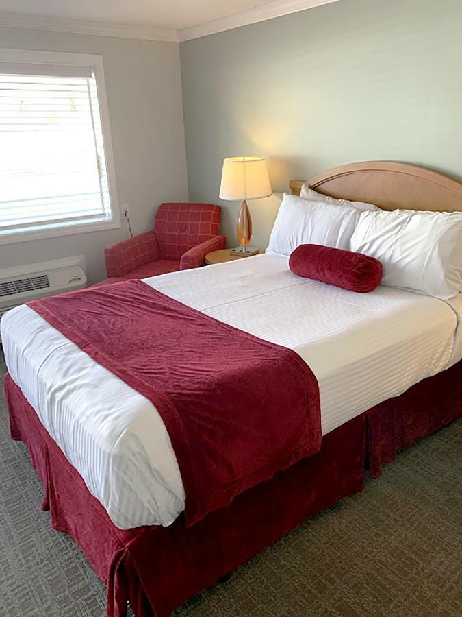Town N Country Family Resort Уест Ярмут Екстериор снимка